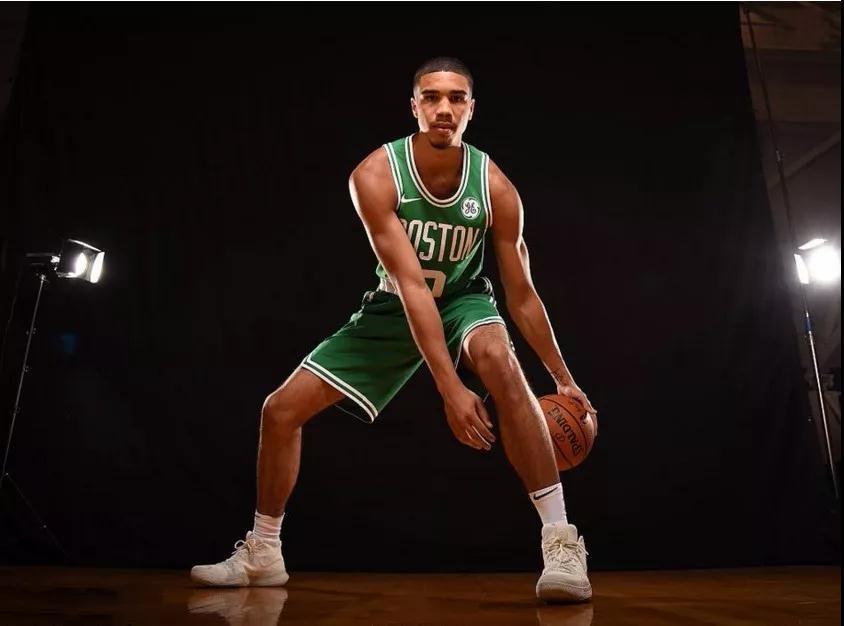 以限制蒂莱 以限制蒂莱